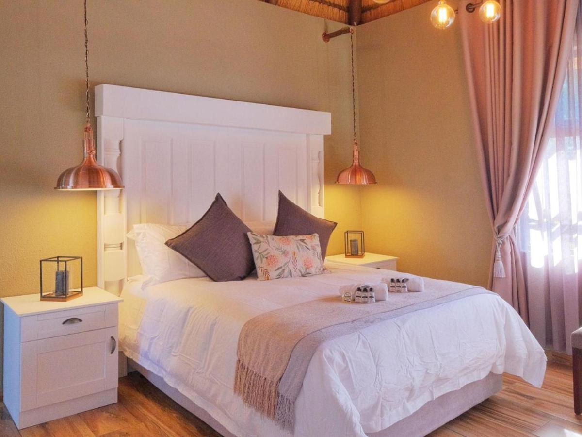 The Perfect Lodge Bethlehem Room photo